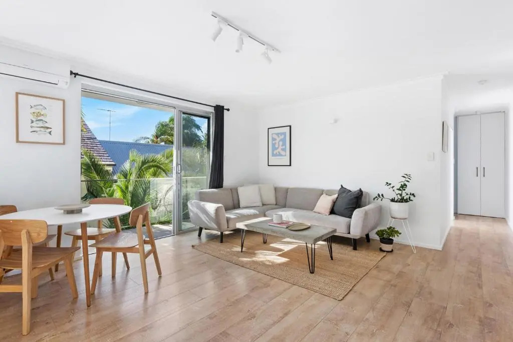 FLOOD22B - Sunny Bondi