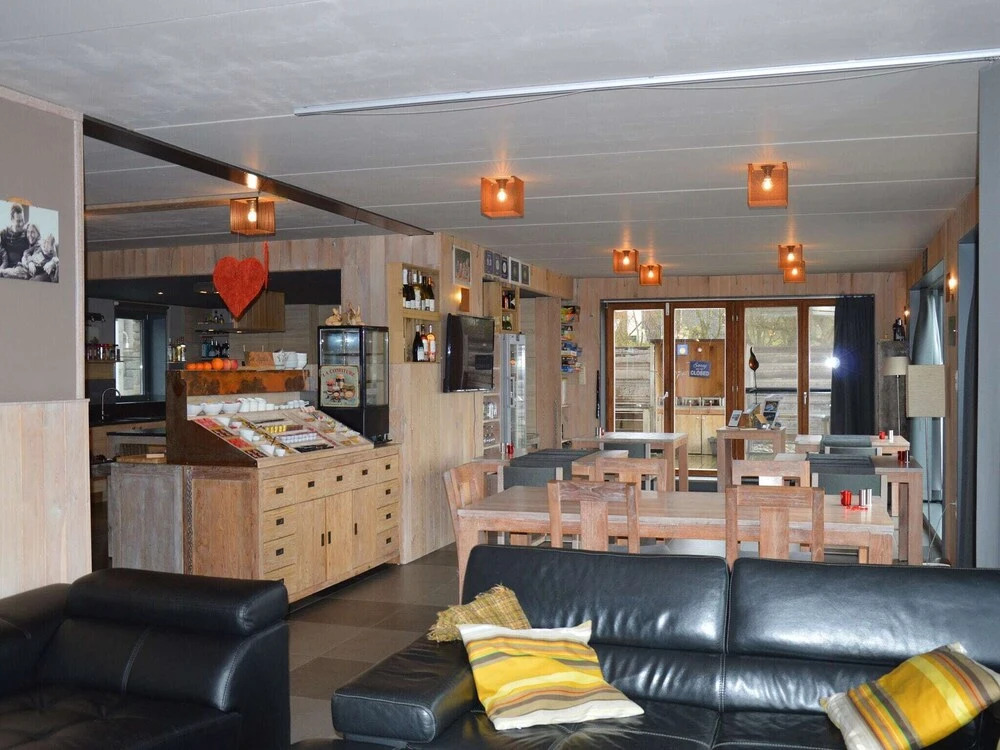 Luxurious Holiday Home in Heyd Durbuy with Sauna And Pool