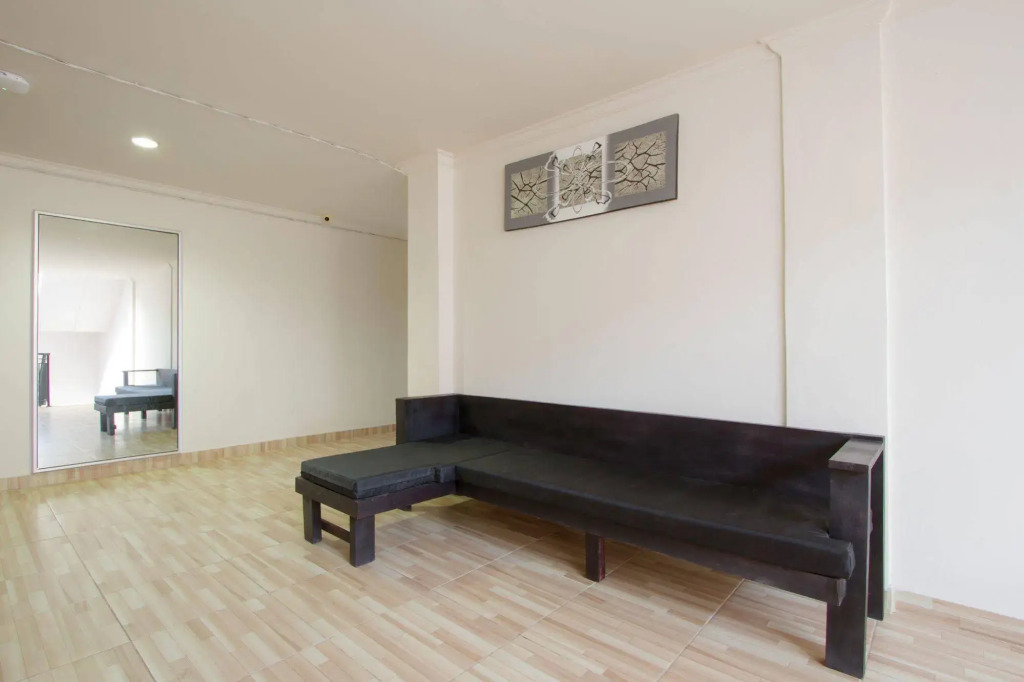 Hotel Ratna
