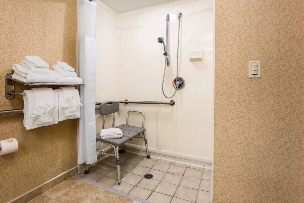 Red Lion Inn and Suites Hattiesburg