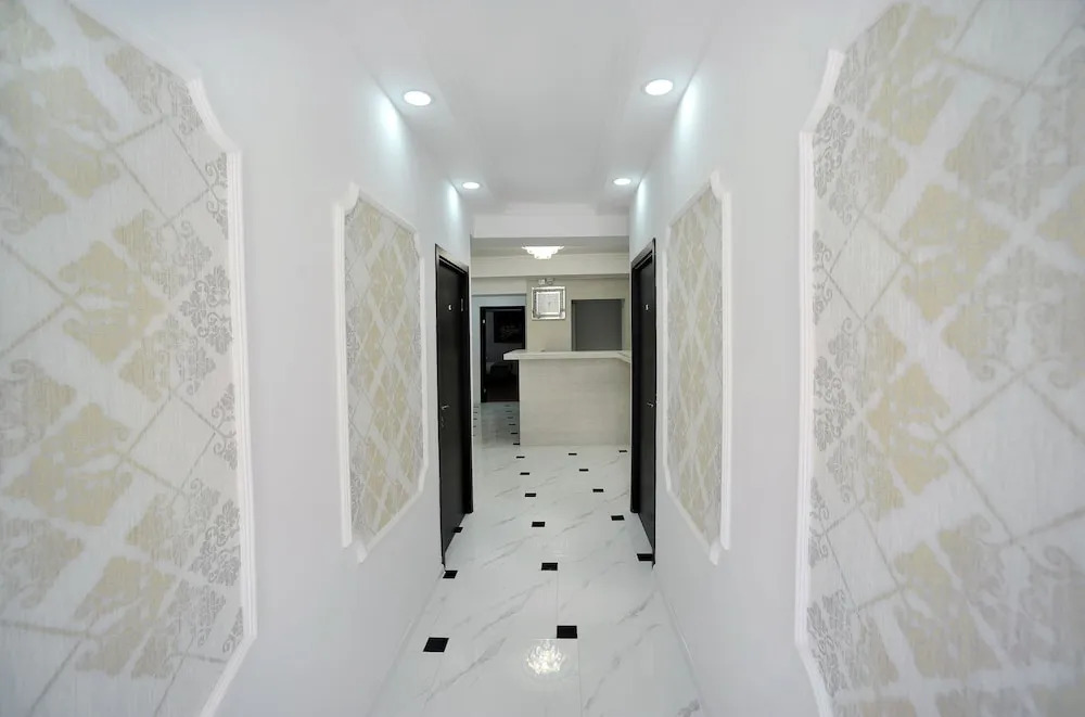RK Hotel City