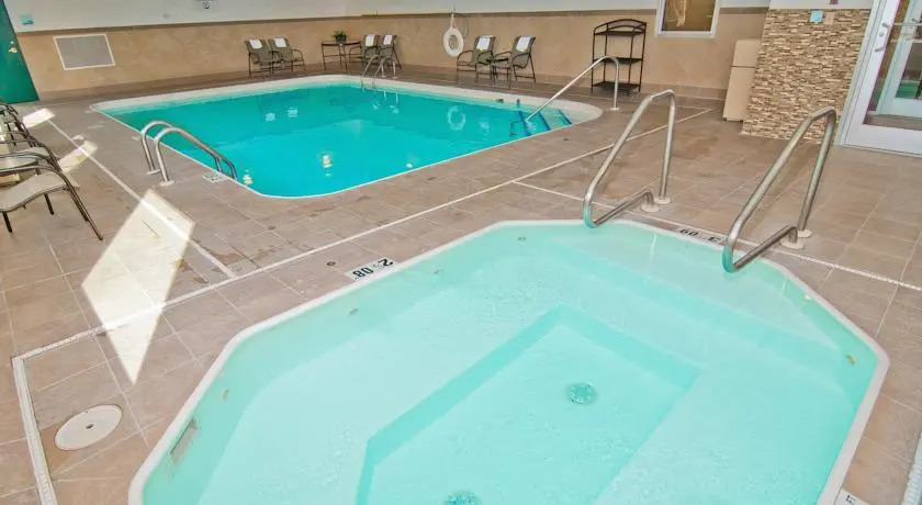 Holiday Inn Express Charleston South
