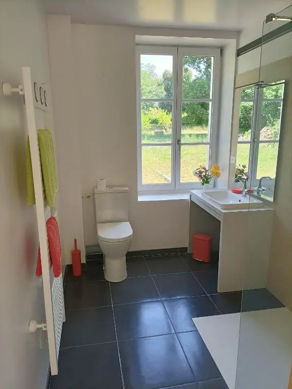 VILLA ESPERANZA Suite de plain-pied, indépendante, 1 à 4 personnes à 200m du château de Valençay proche Zoo de Beauval et châteaux de La Loire