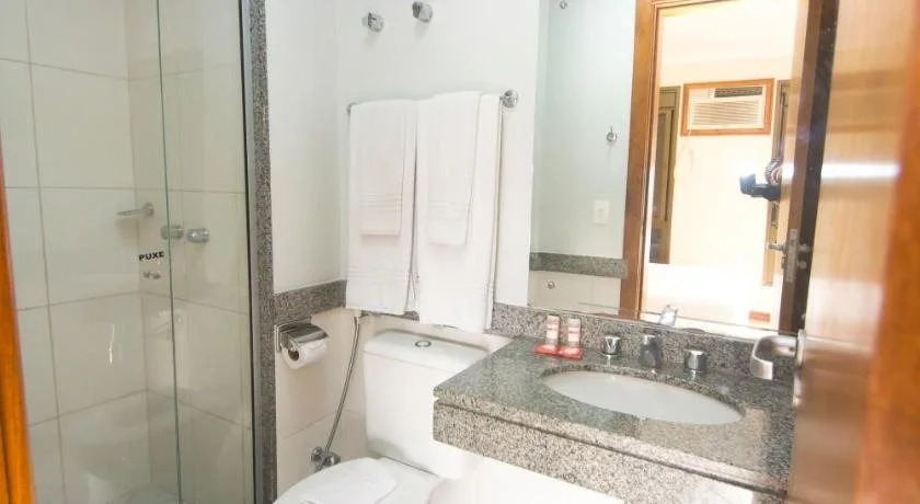 Metropolis Apart Hotel