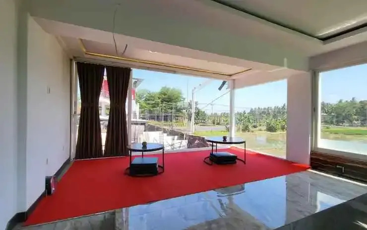 Art Doorz Homestay Istana Gandrung