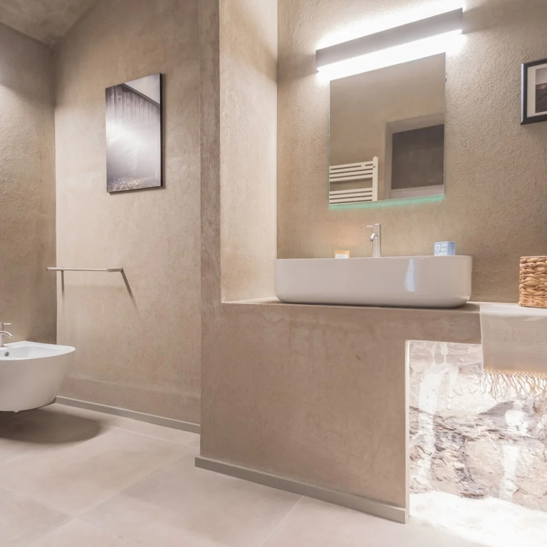 Urios Castle Suites by Rent All Como