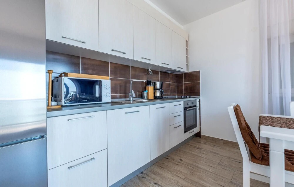 Beautiful Home In Mravince With Sauna