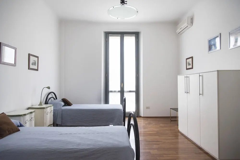 Bright & Cozy Flat near Navigli, Iulm, Tortona