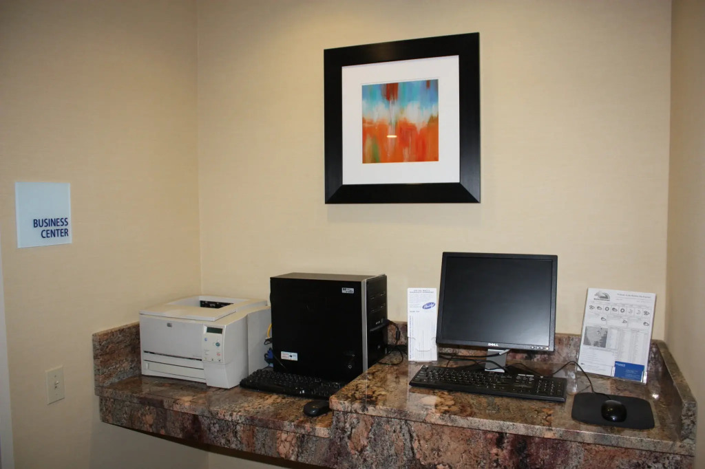 Holiday Inn Express - Ludlow - Chicopee Area by IHG