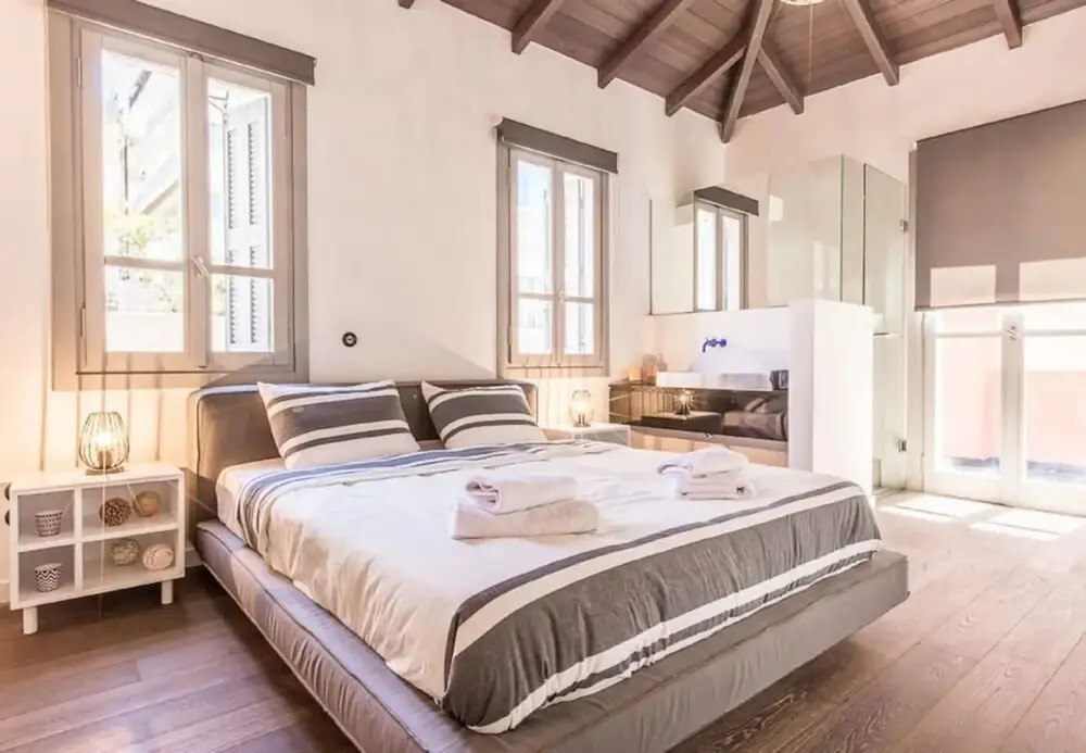 Stylish Maisonette, Kerameikos