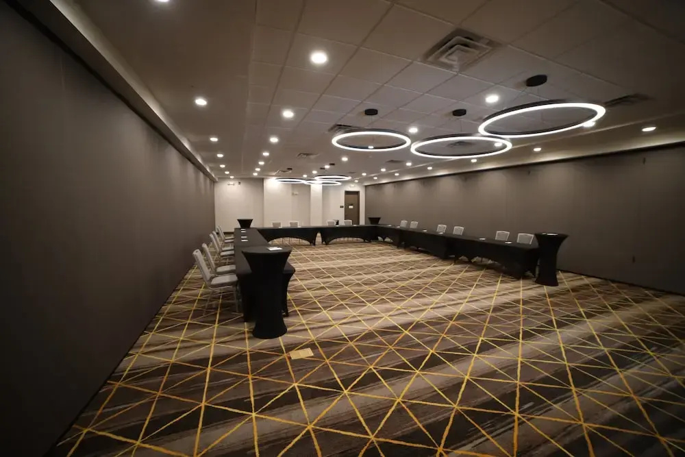 Holiday Inn Nashville Airport by IHG