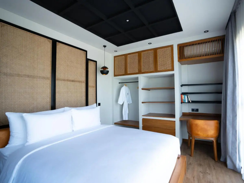 Secana Beachtown Resort & Villas