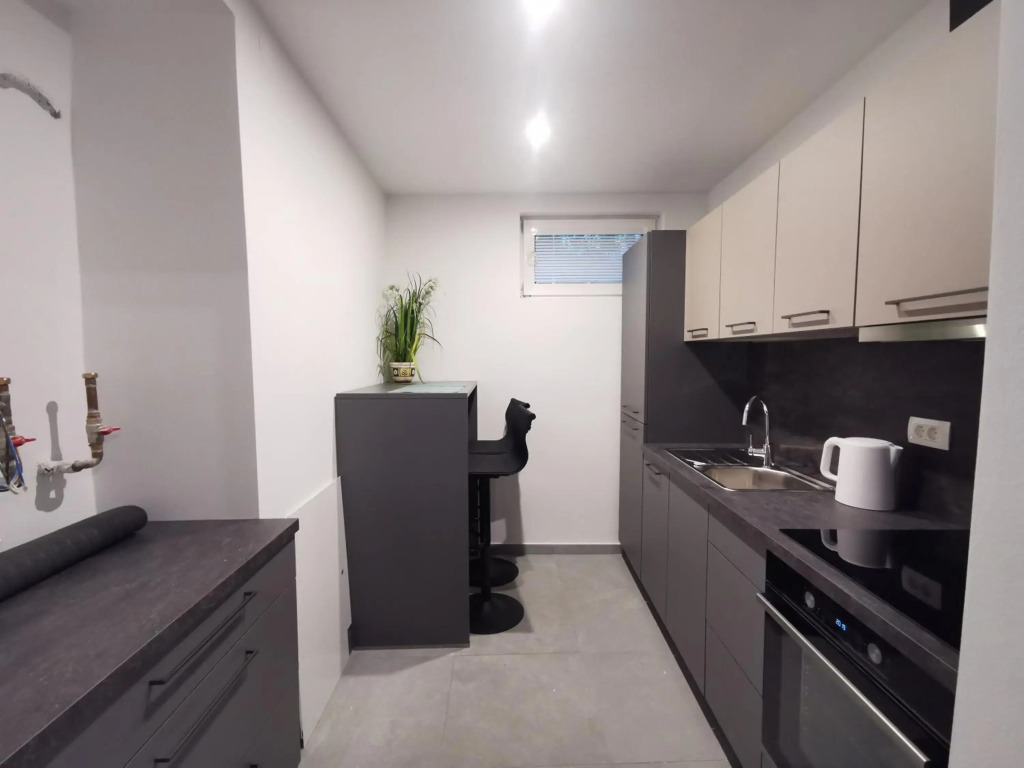 Una Apartment
