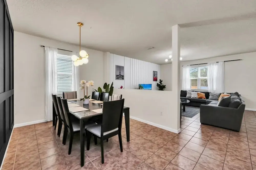 Crystal Cove Resort - Beautiful 4BR Vacation Home near Disney Parks in Florida -
