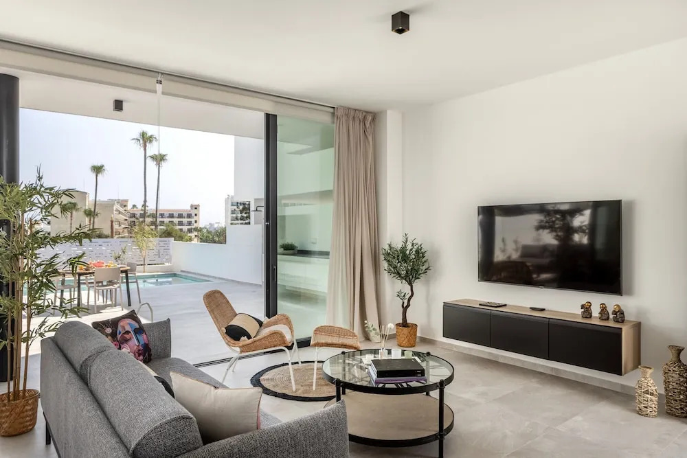 Protaras Aqua Pearl Villa 3