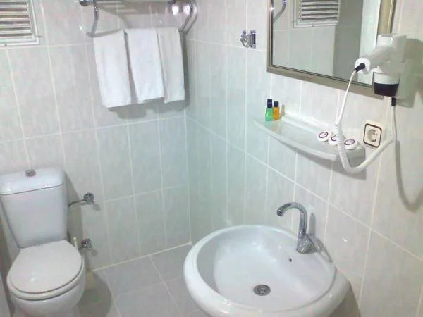 Ozgur Hotel
