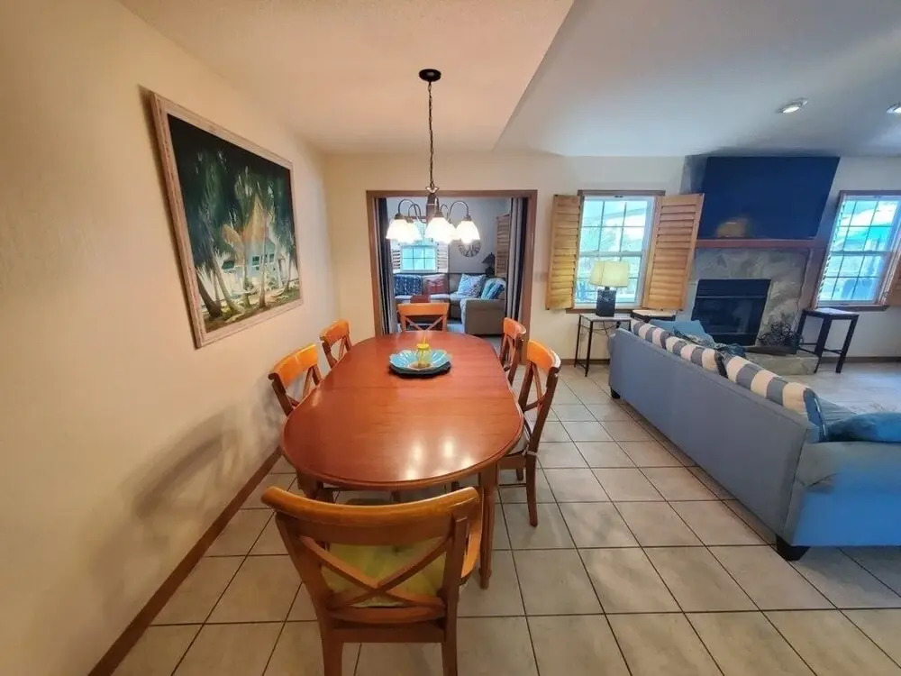 Beach Blossum 3 Bedroom Home