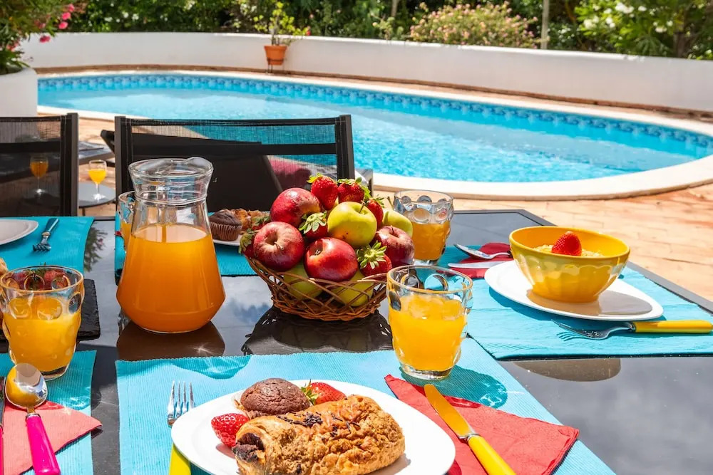 Villa Sunshine - Escapadinha tranquila com piscina e BBQ em Armação de Pêra