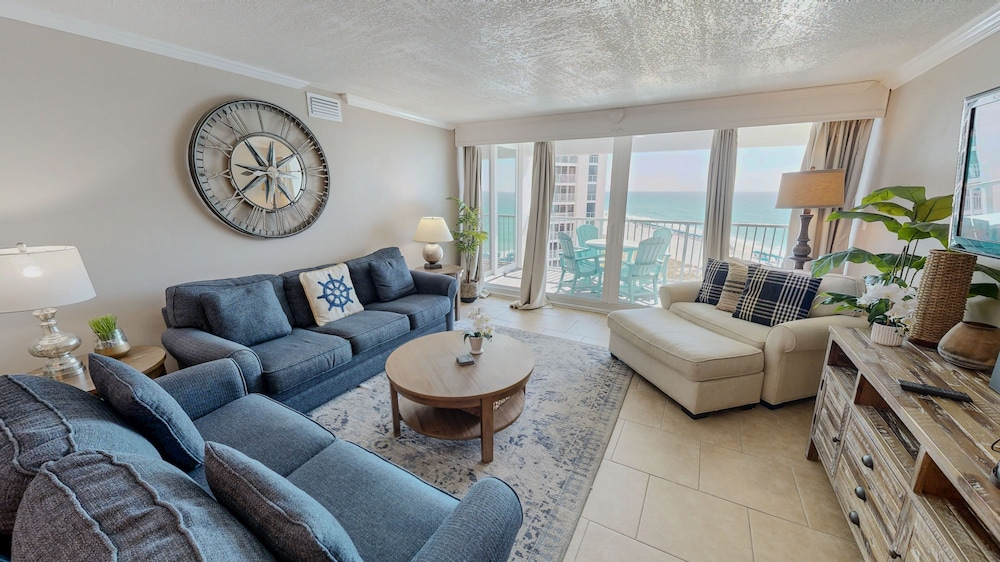 Shoreline Towers 2064 2 Bedroom Condo