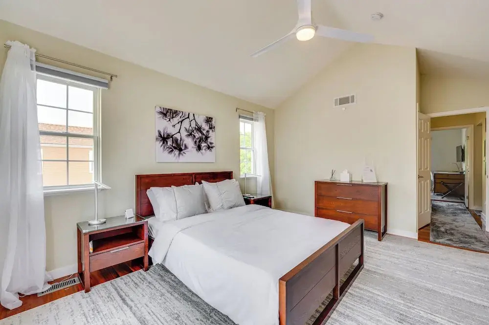 13 Mi to Dtwn Denver: Arvada Townhome w/ Deck
