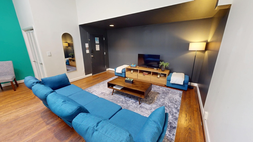 The Lofts at 107