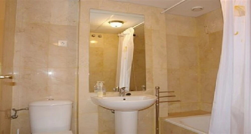 Malaga 100013 2 Bedroom Apartment By Mo Rentals