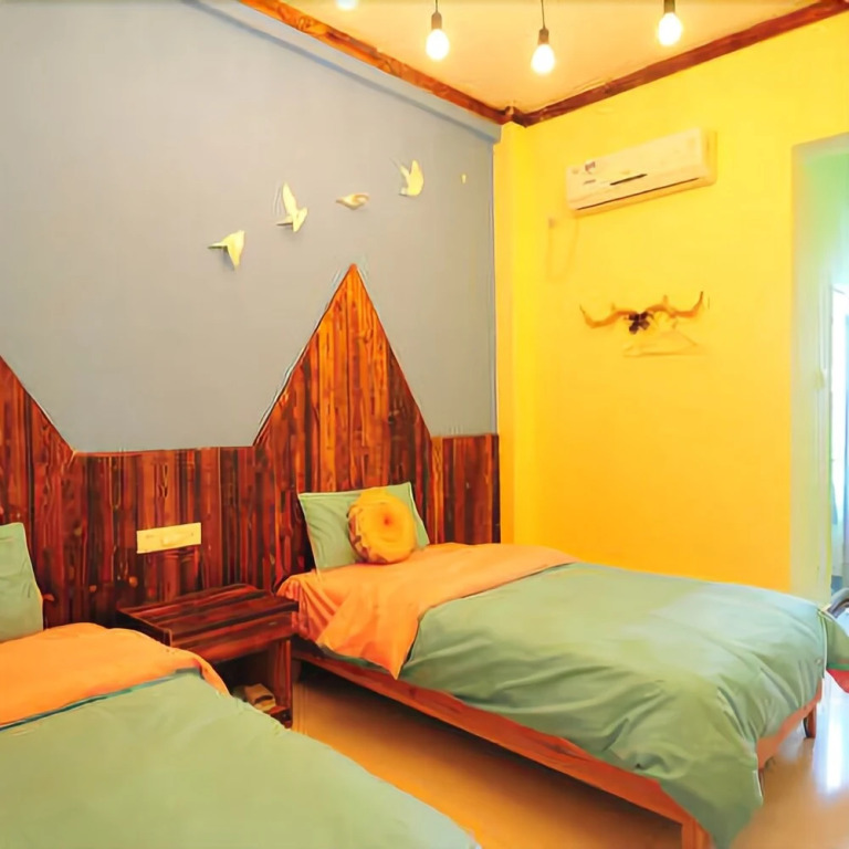 Yijia Theme Apartment