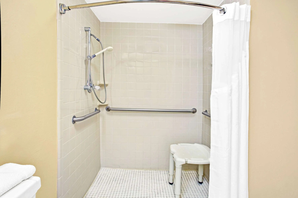 Super 8 by Wyndham Kissimmee/Maingate/Orlando Area