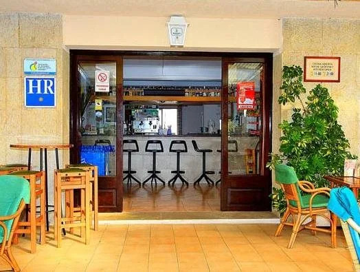 Coral beach house & food
