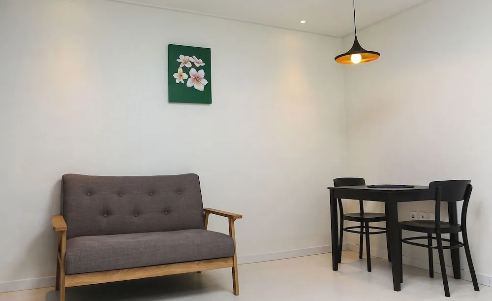 Plumeria Pension