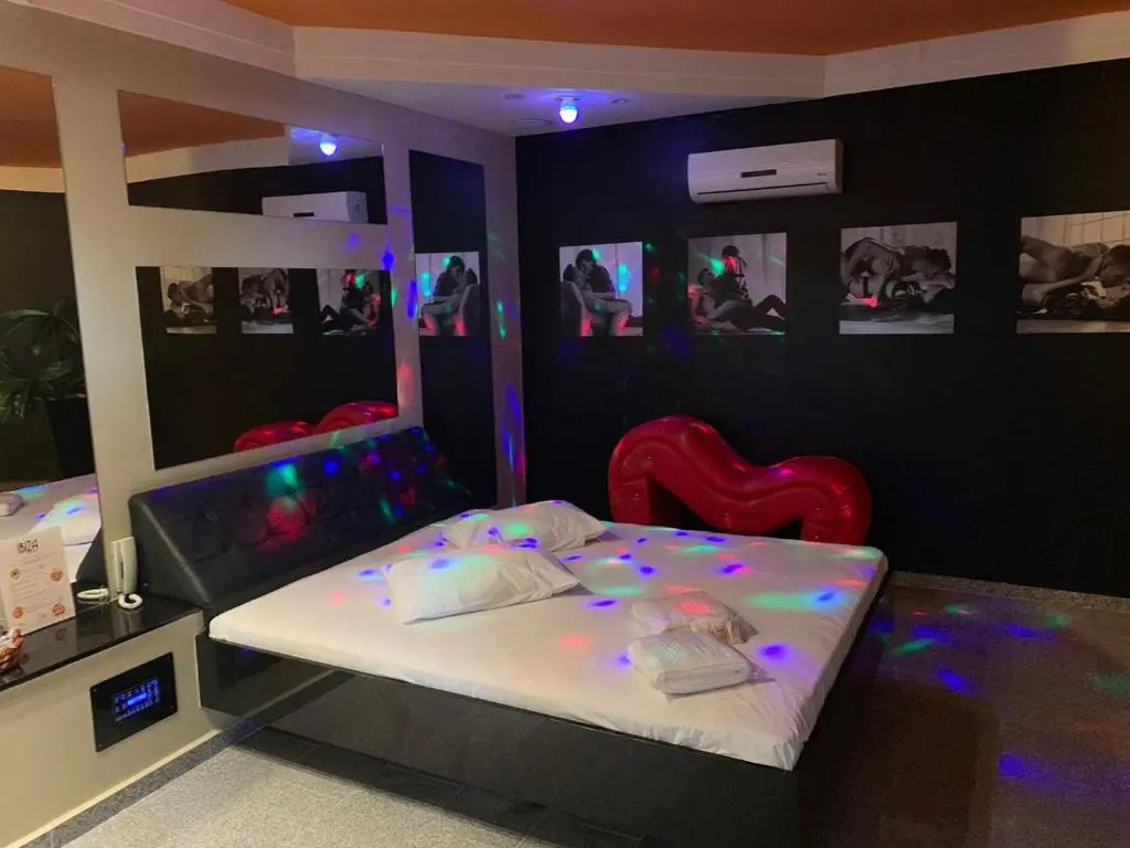 IBIZA GOLDEN MOTEL