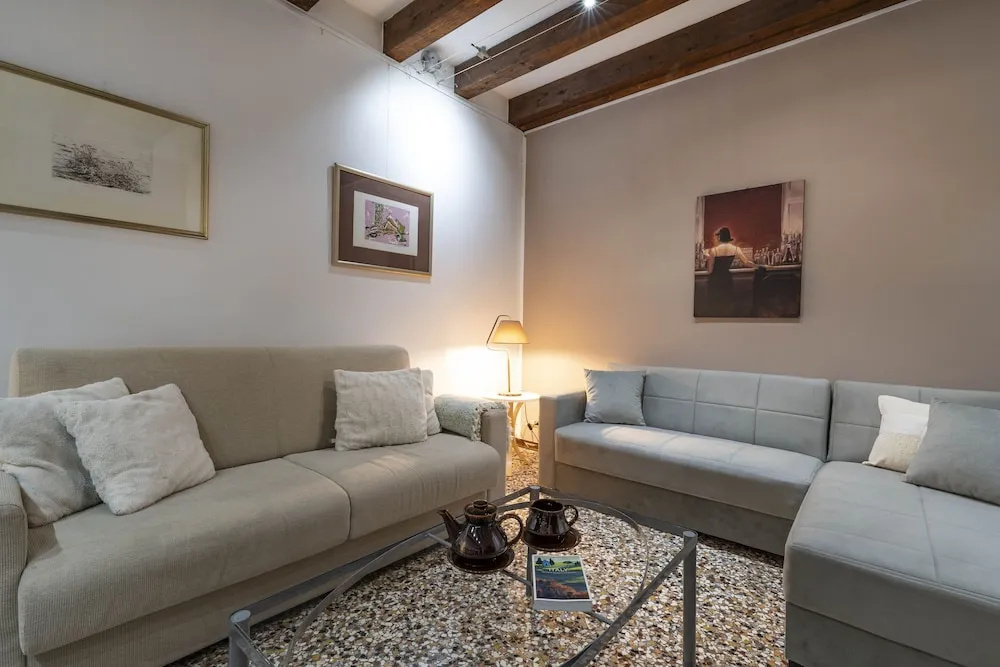 Boutique Apartment San Moise
