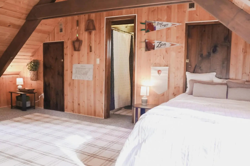 Cabin in the National Forest near Brian Head, Bryce Canyon and Zion