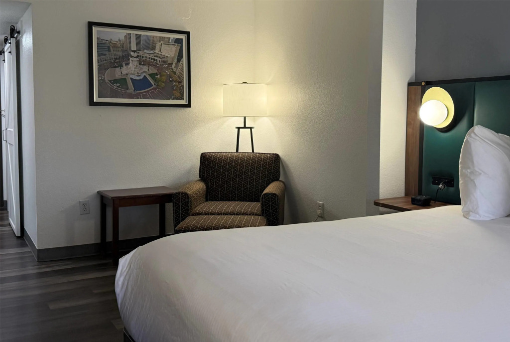 Wingate by Wyndham Airport - Rockville Road