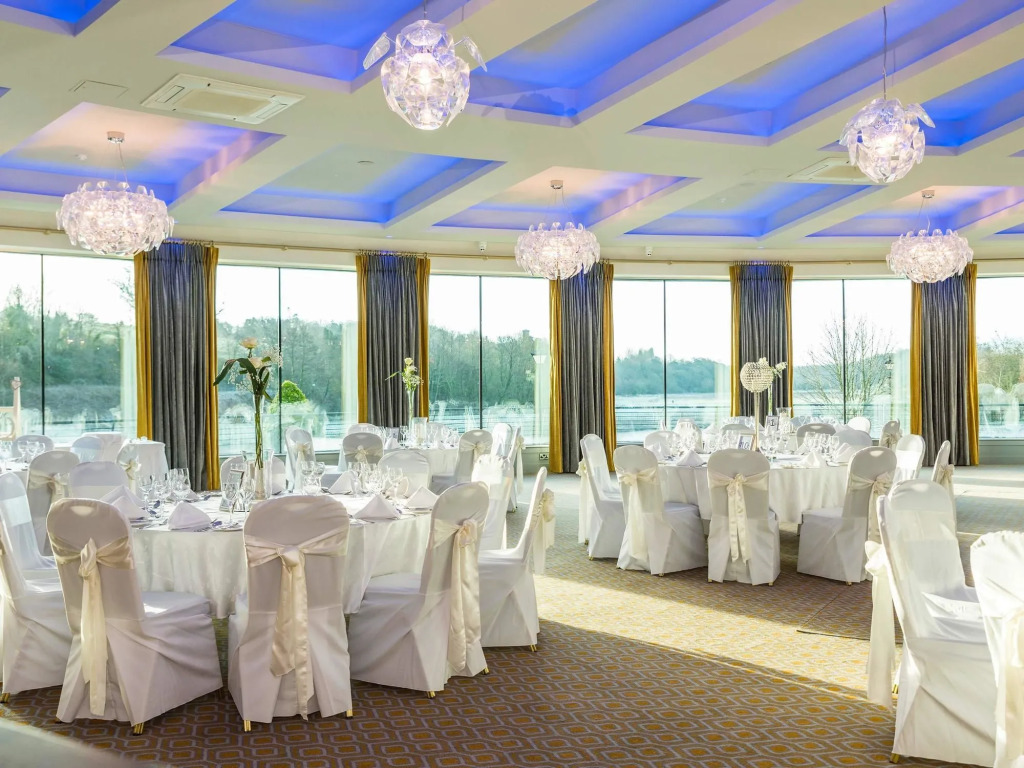 Riverside Park Hotel