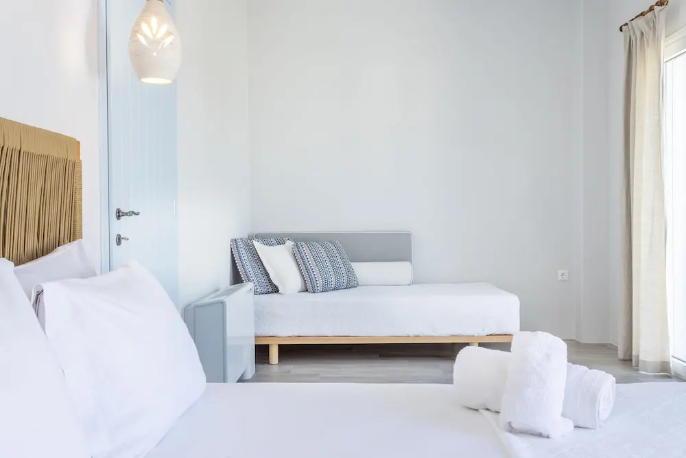 Alsea Seafront Apartments in Agia Pelagia Kythera
