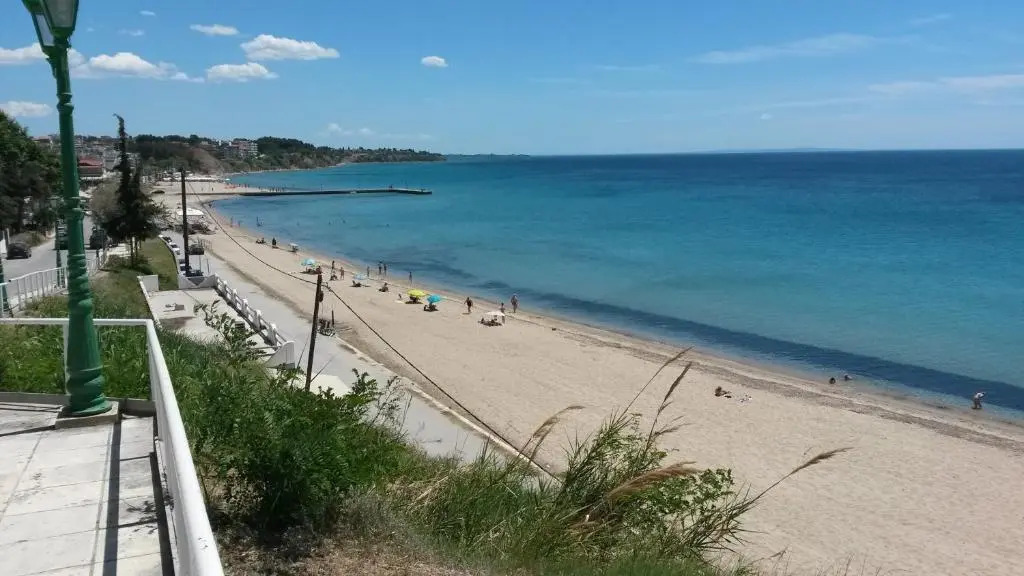 Apartment 60m from sea!