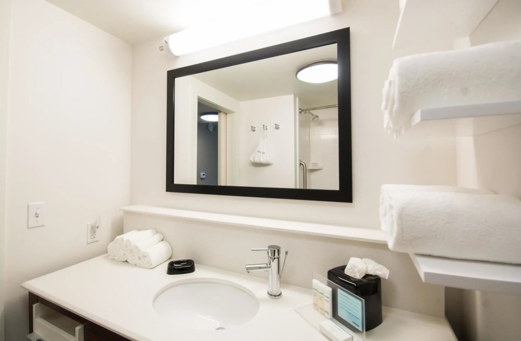 Hampton Inn & Suites Orlando near SeaWorld