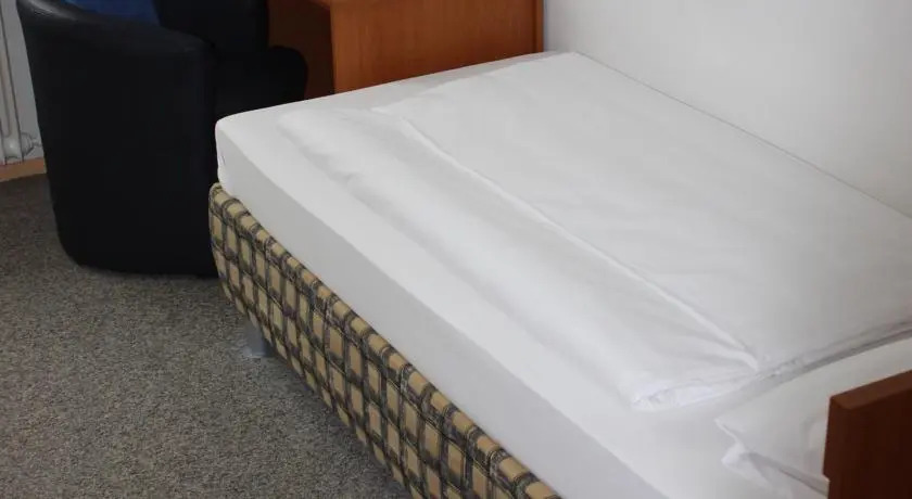 Hotel 64