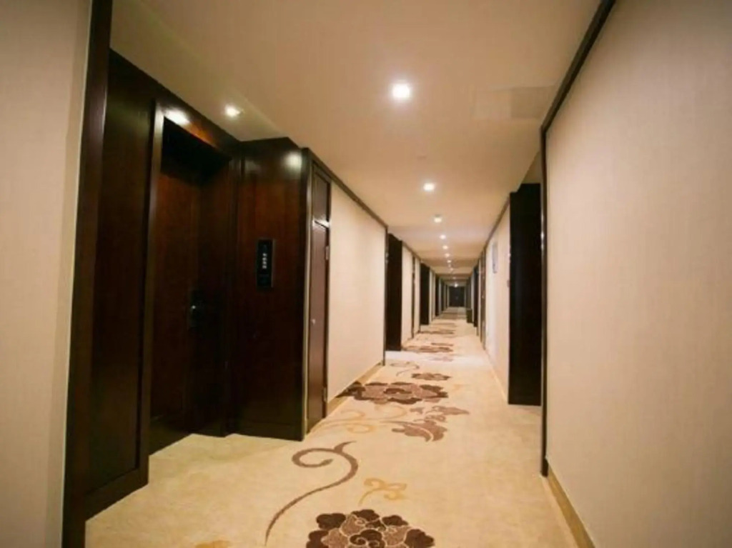 Hequn Hotel