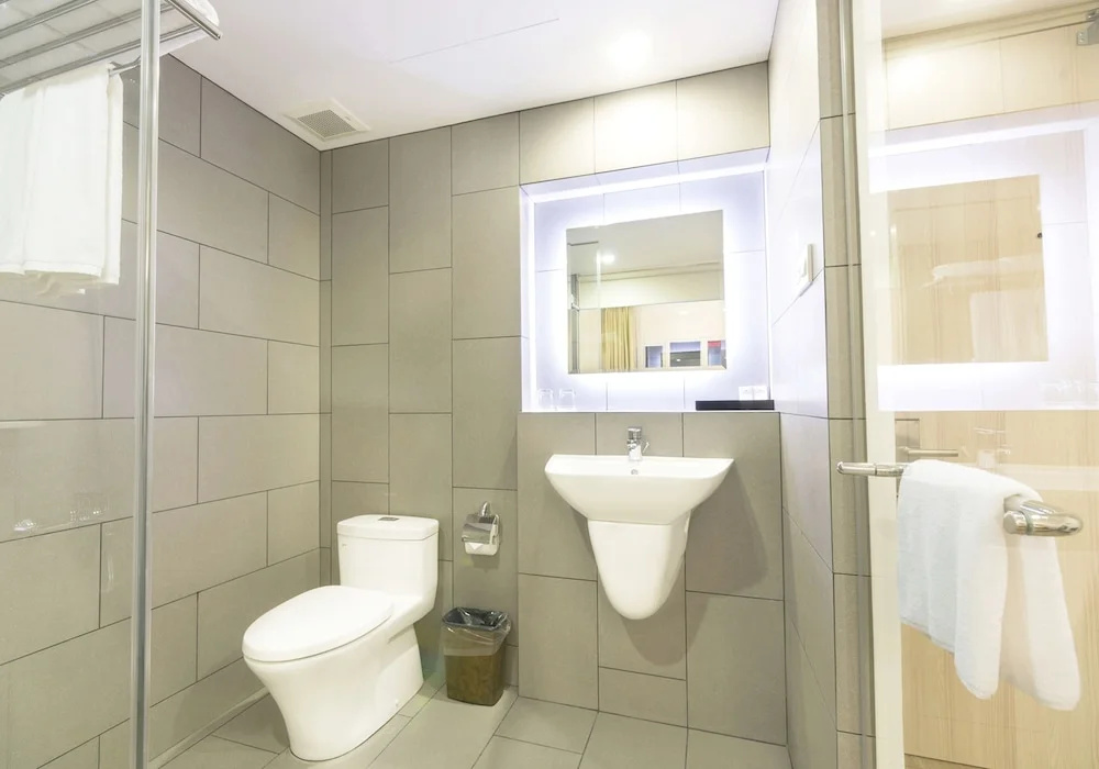 Liberty Hotel Saigon Greenview