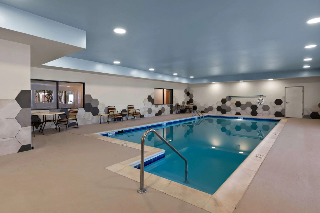 Comfort Inn & Suites Ashland - Richmond North