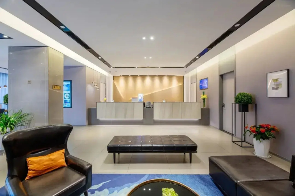 Homeinn Selected Hotel (Changsha Xindaxin Wu Yi Square Subway Station)