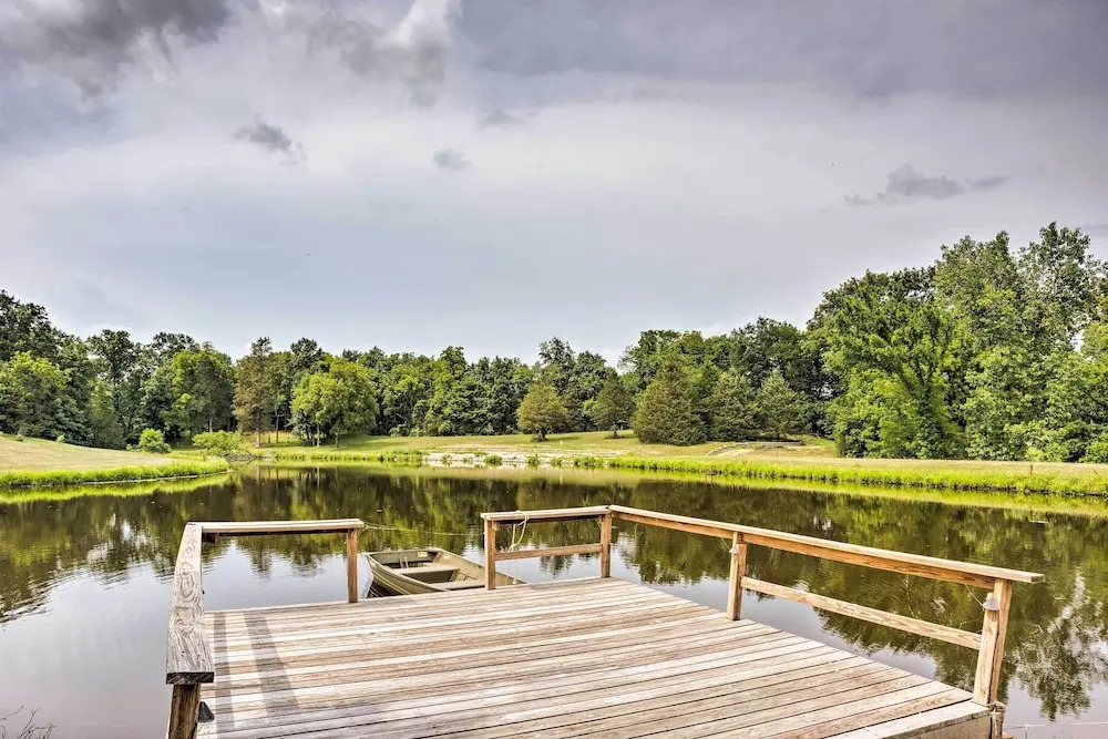 Charming Berger Apt on 42-acre Farm w/ Pool Access
