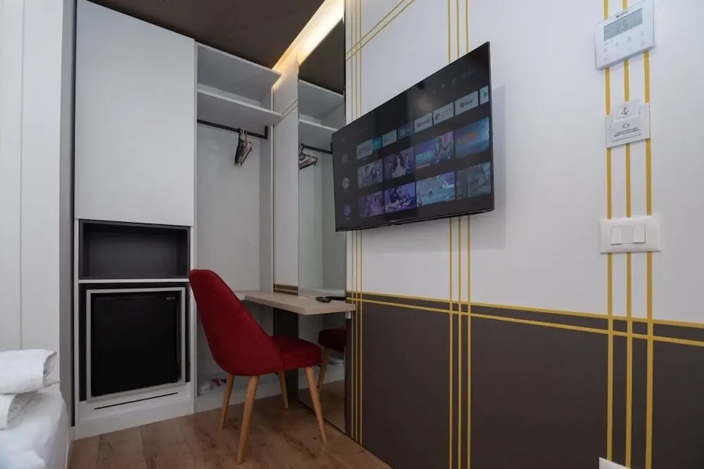 Hotel PortSide GF