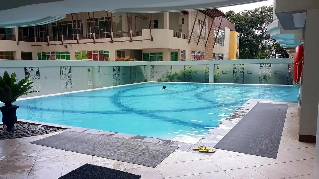 The Red Keep Condotel Tagaytay with Balcony and 55in 4k Netflix TV