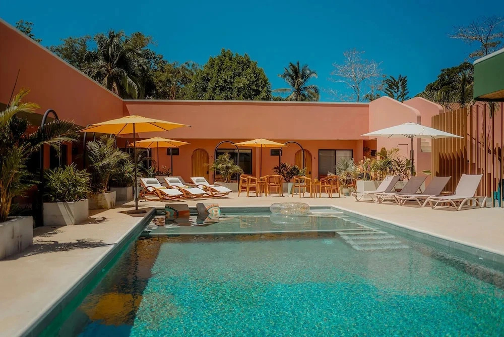Hotel Amavi