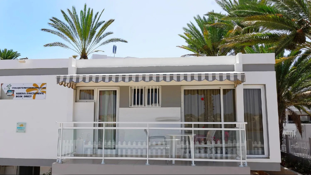 Apartamentos Cocoteros