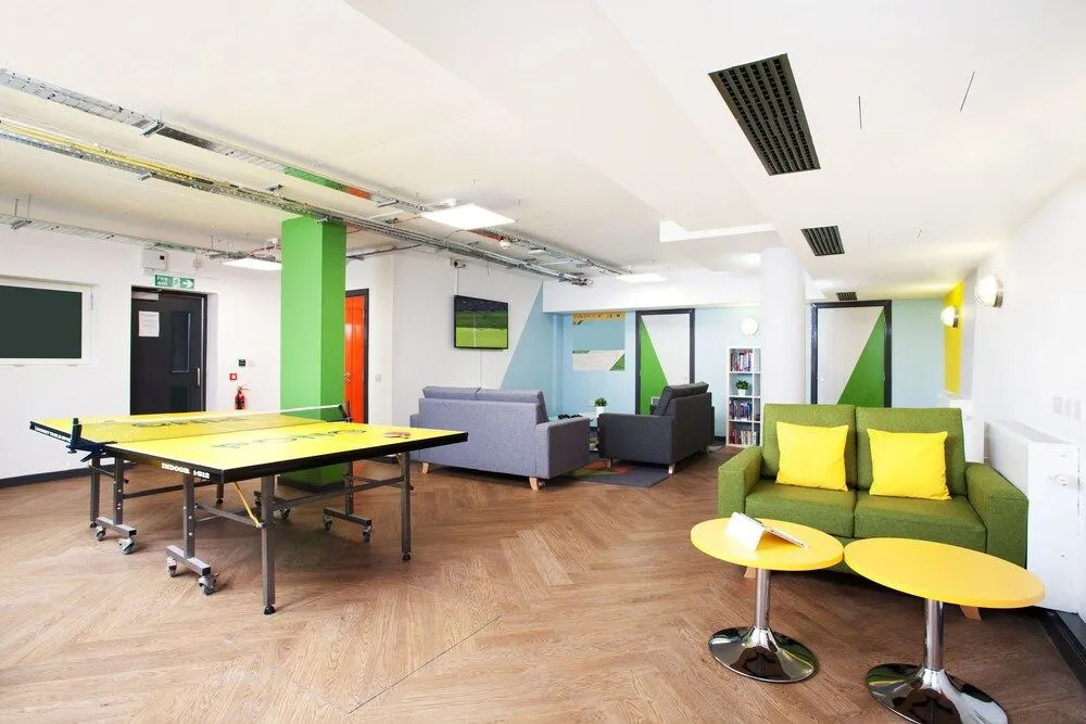 Modern Student-Only Studios by Angel High Street