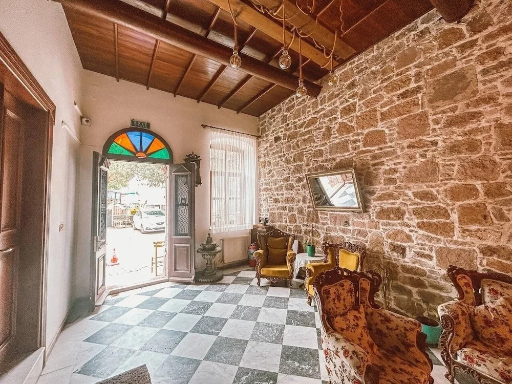 Cunda Pera Otel